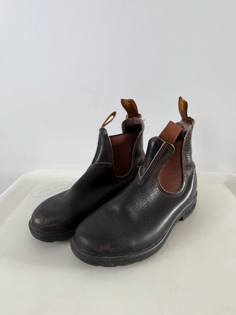 Blundstone Chelsea Boots Walnut Brown Leather Women’s Size 6.5